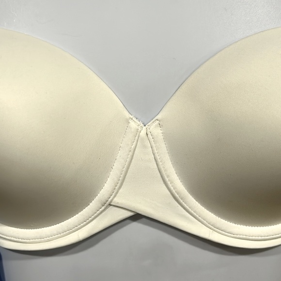 NWT Maidenform White Ultimate Stay Put, Stay Up Power Band Strapless Bra Sz 36D - Picture 3 of 16